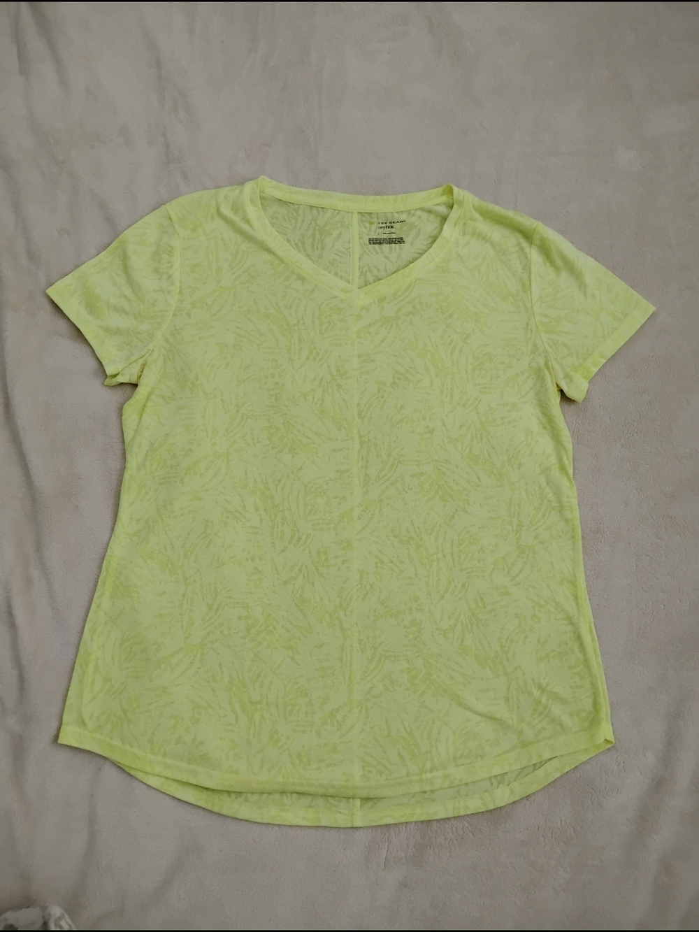 Tek Gear Shirt Women Yellow DRYTEK V Neck Short Sleeve Active Performance Size L